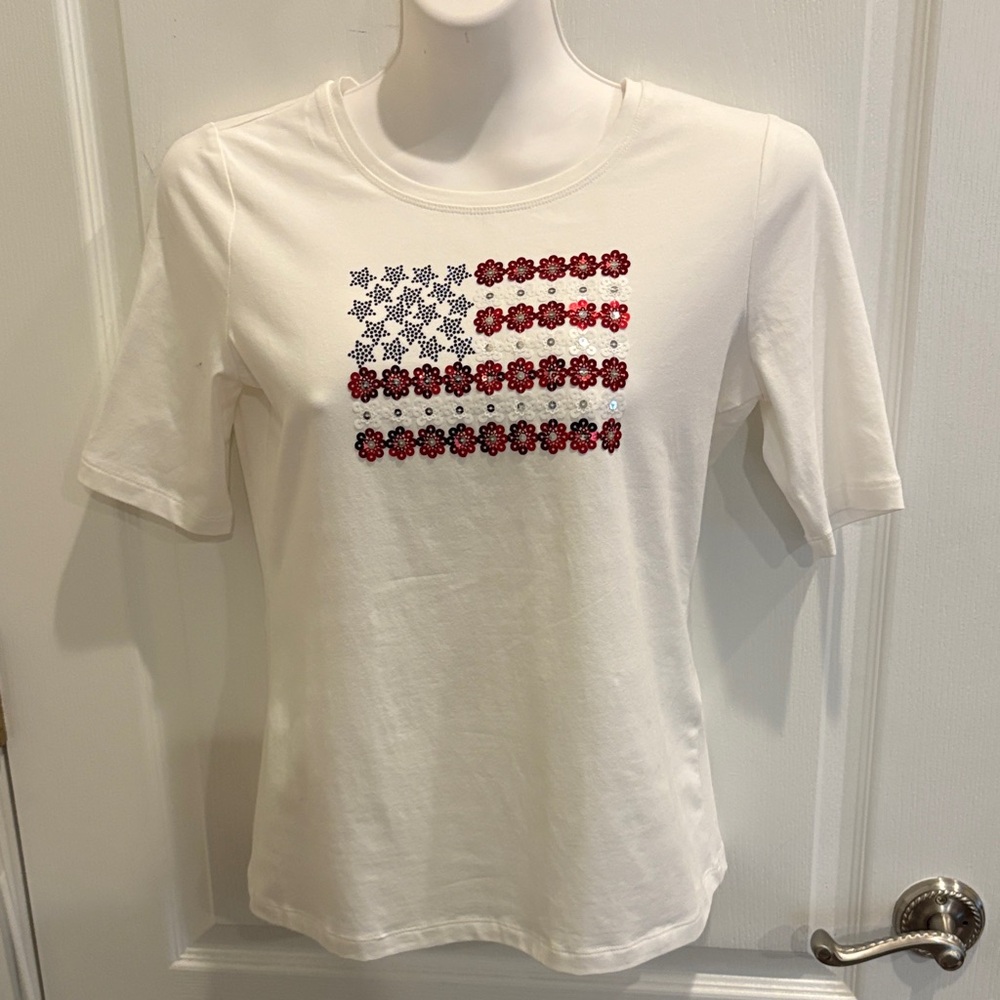 Chico's White Short Sleeve Tee with Red and Blue Beaded Flag